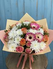 Букет цветов из:  Розы, Герберы и Хризантемы в Приморский