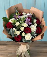 Букет цветов из:  Розы и Альстромерии в Приморский