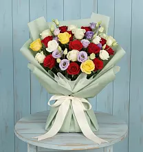 Букет цветов из:  Розы в Приморский