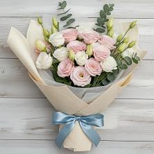 Букет цветов из:  Лизиантусы в Приморский