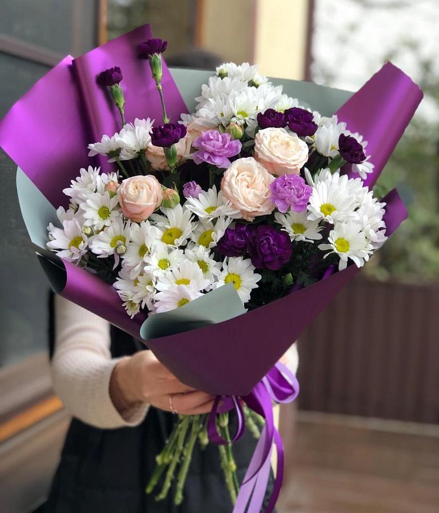 Букет цветов из: Хризантемы, Гвоздики и Розы в Приморский