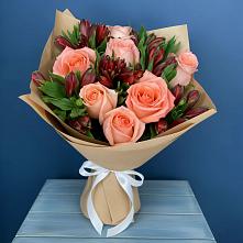Букет цветов из:  Розы и Альстромерии в Приморский