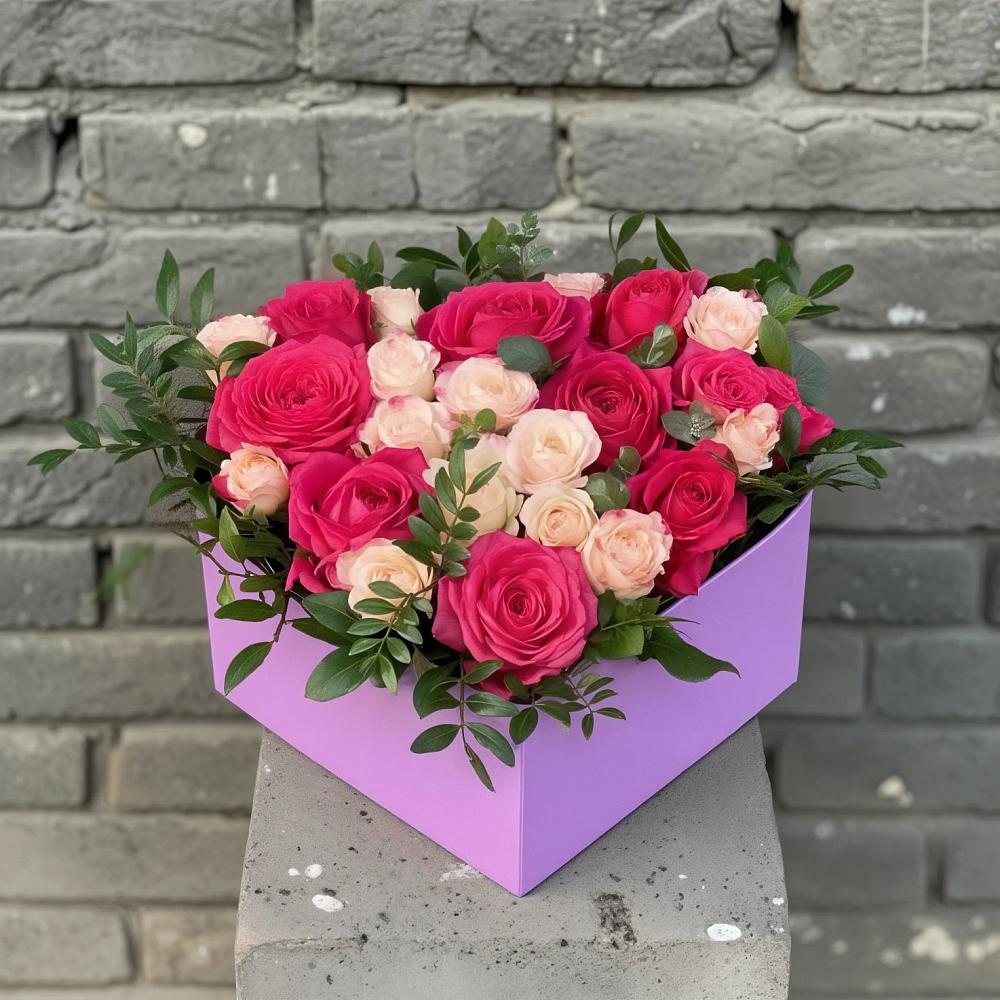 Цветочная композиция из Розы в коробке в Приморский