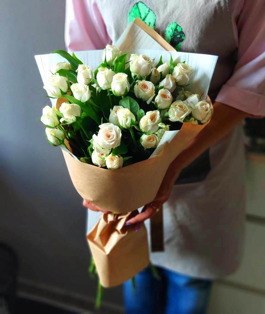 Букет цветов из: Розы в Приморский