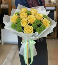 Букет цветов из:  Хризантемы и Розы в Приморский