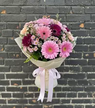 Букет цветов из:  Герберы и Хризантемы в Приморский