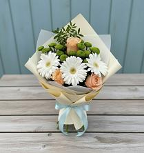 Букет цветов из:  Герберы, Розы и Хризантемы в Приморский