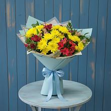 Букет цветов из:  Альстромерии и Хризантемы в Приморский