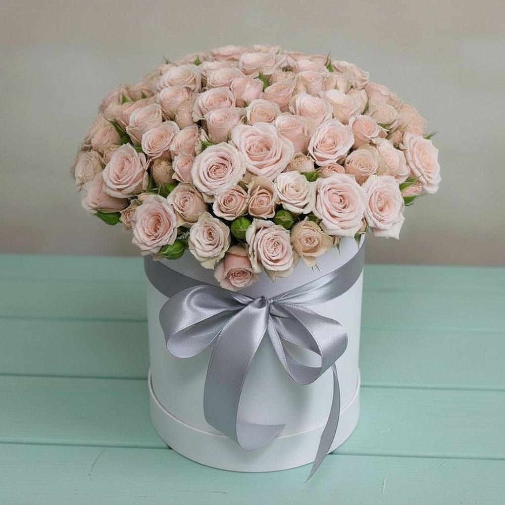 Цветочная композиция из Розы в шляпной коробке в Приморский